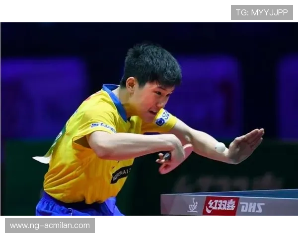 “攻守转换瞬间，战术布局缜密，比赛充满策略与智慧”，攻守战术分别包括